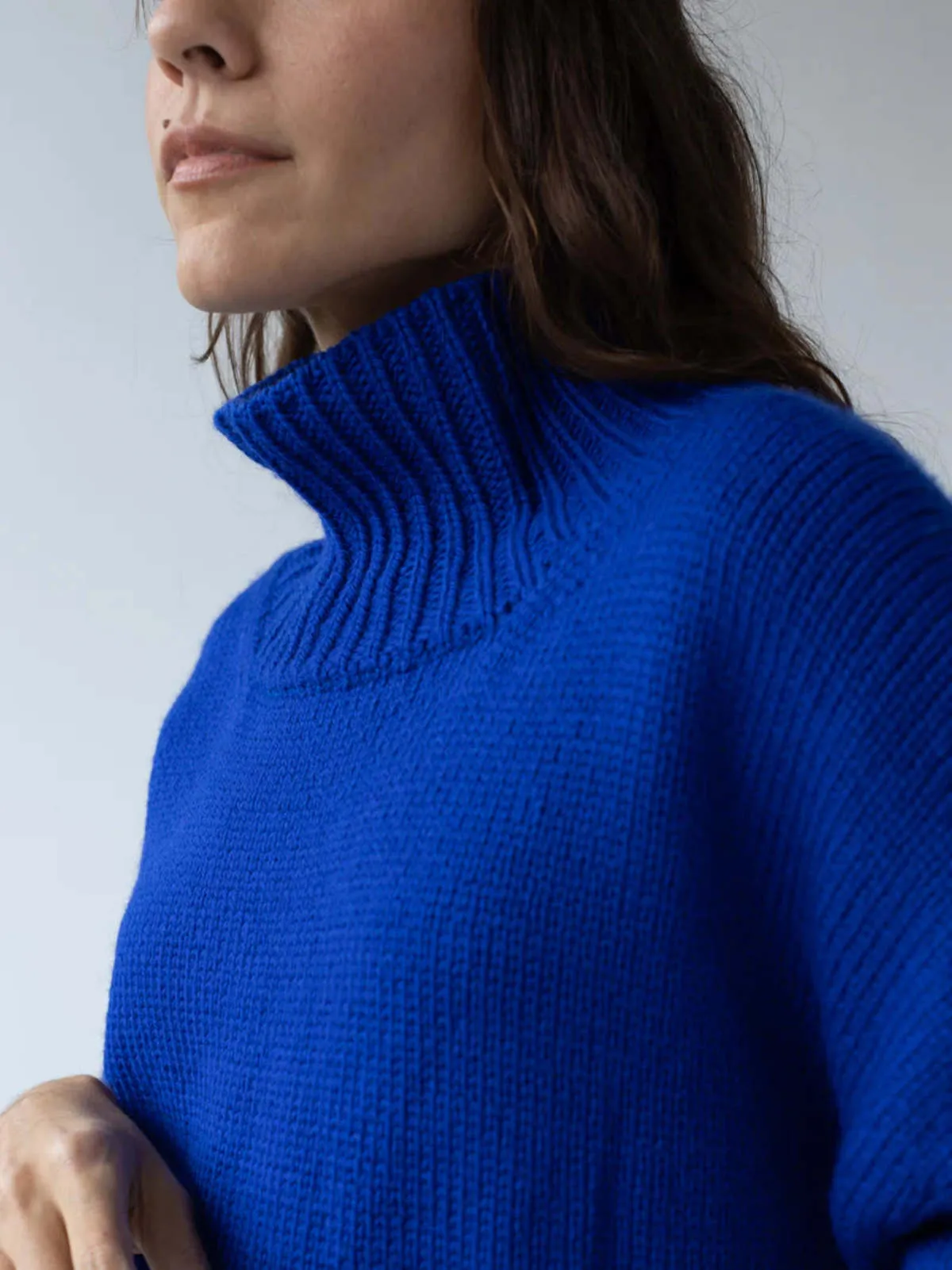 Rhys Turtleneck - Cobalt