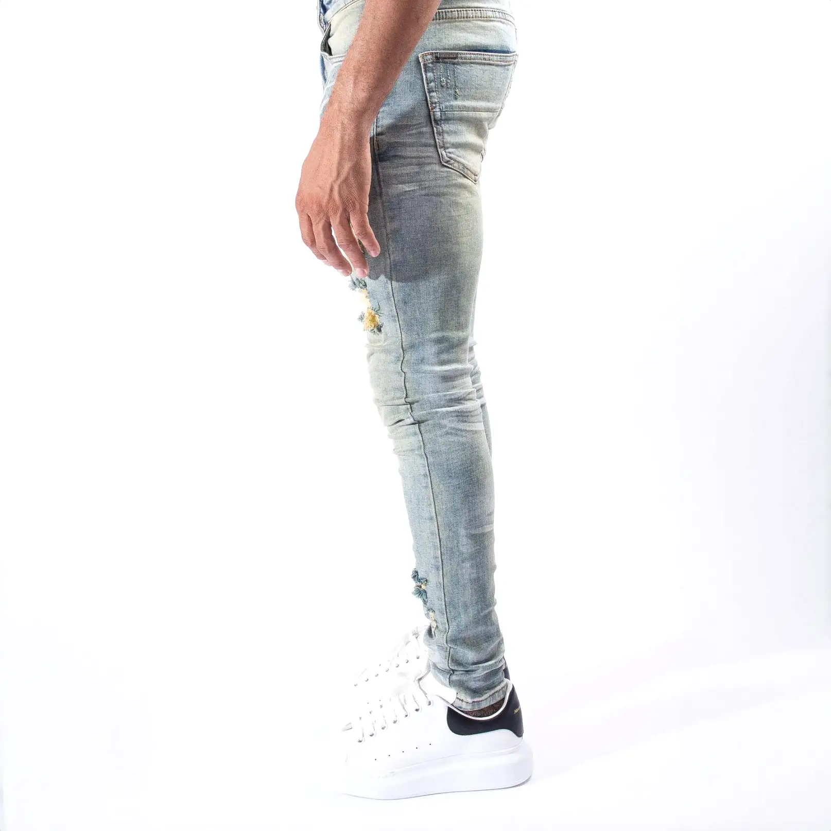 SACRED SCROLLS JEANS